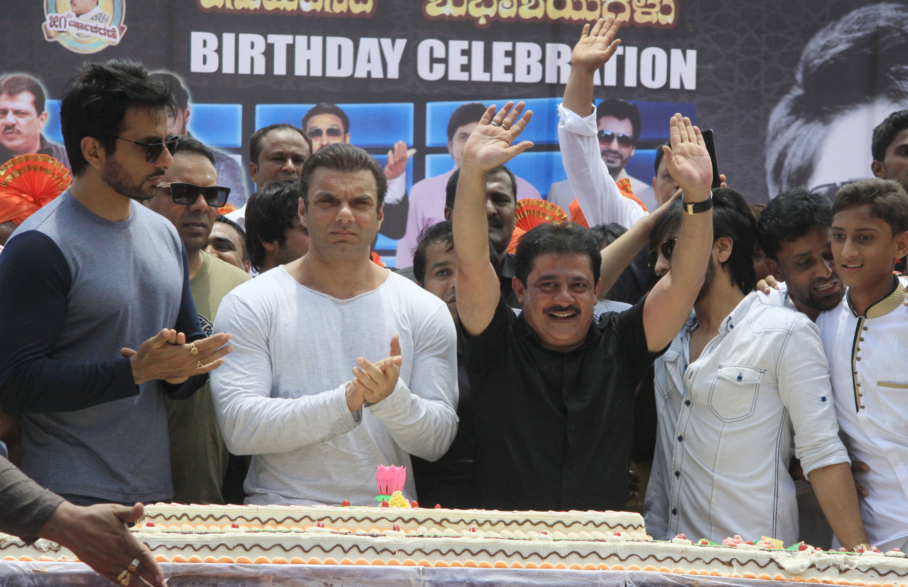 ಎಚ್‌ಡಿಕೆ ವರ್ತನೆಯಿಂದ ಜೆಡಿಎಸ್ ಬಿಡುತ್ತಿದ್ದೇವೆ: ಝಮೀರ್‌ ಅಹ್ಮದ್‌